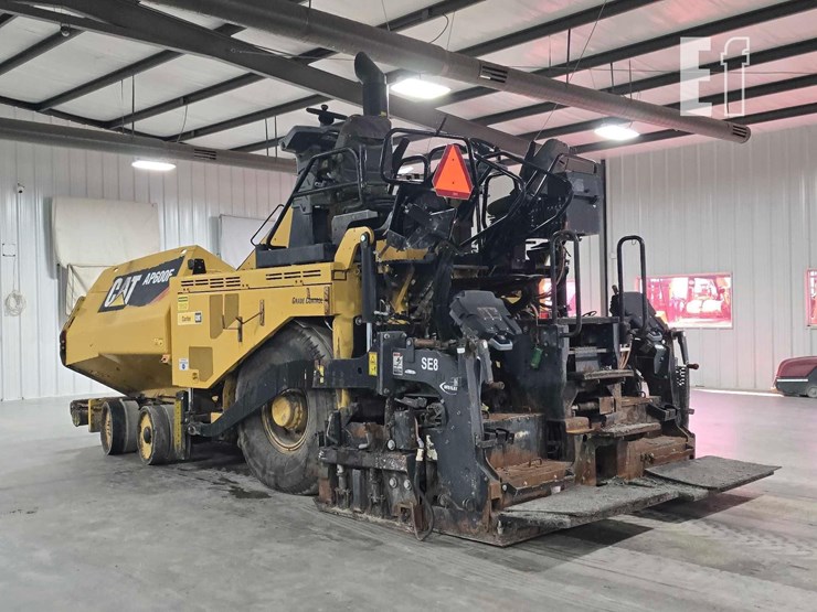 2016-caterpillar-ap-600f-image-4