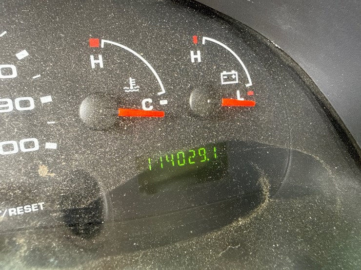 2005-ford-e350-image-7