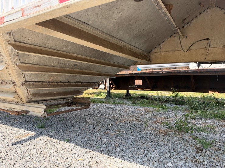 wilson-grain-trailer-image-10