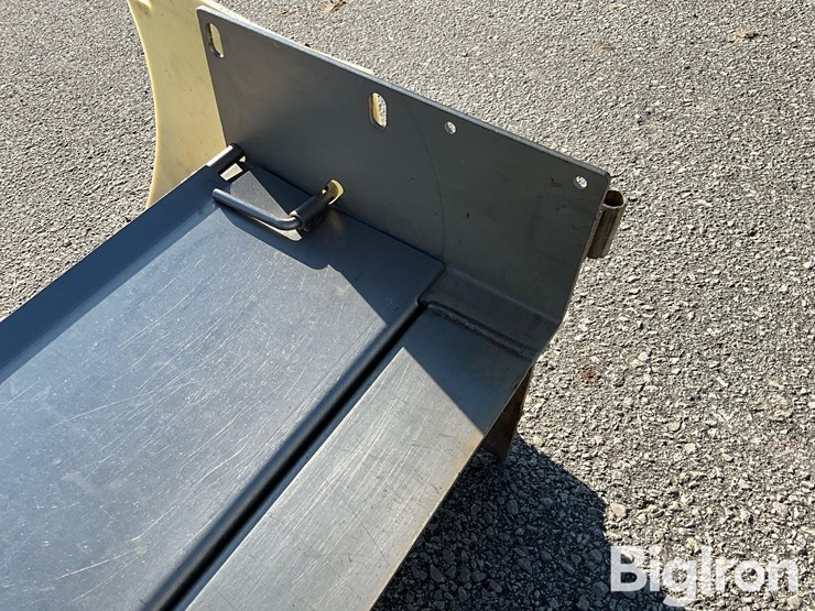 8’-stainless-steel-truck-salt/sand-spreader-attachment-image-11