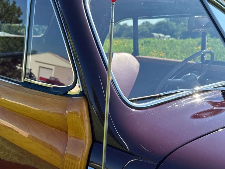 1947-ford-super-deluxe-sportsman-image-133