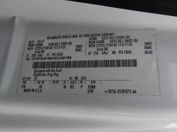 2017-ford-e450-image-28