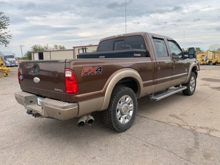 2012-ford-king-ranch-f-250-super-duty-image-4
