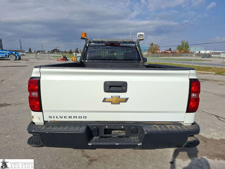 2018-chevrolet-silverado-1500-image-6