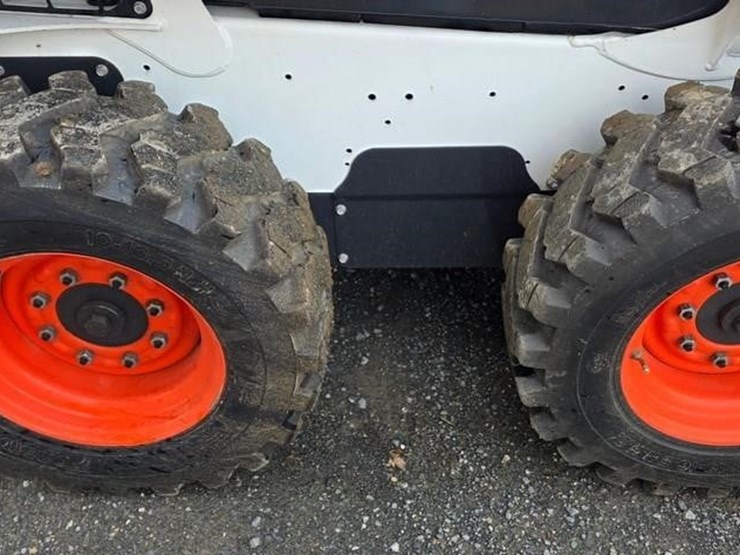 2018-bobcat-s550-image-11