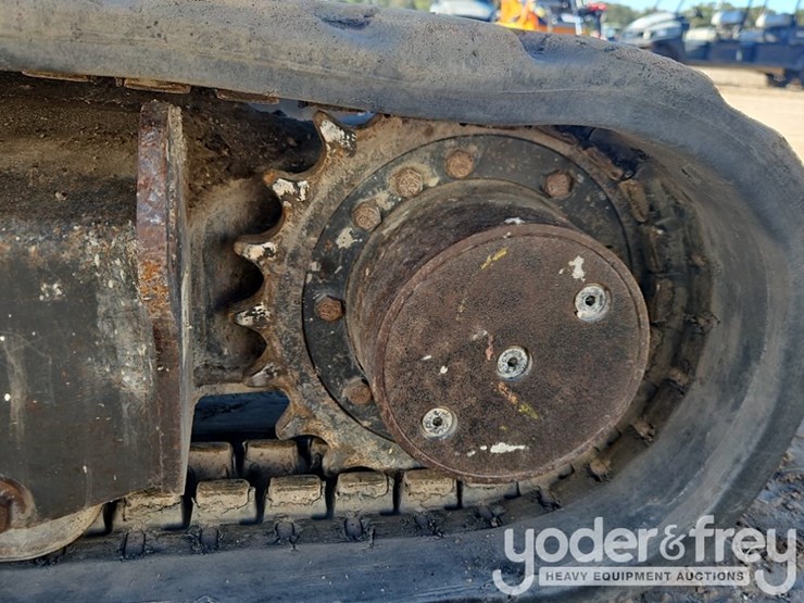2019-bobcat-e35-image-25
