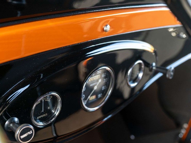 1933-ford-v8-roadster-pickup-image-31