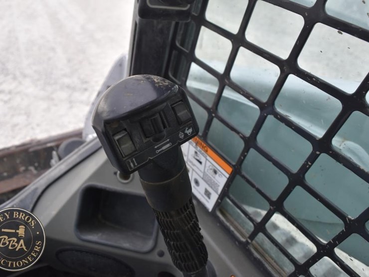 2019-bobcat-t770-image-50