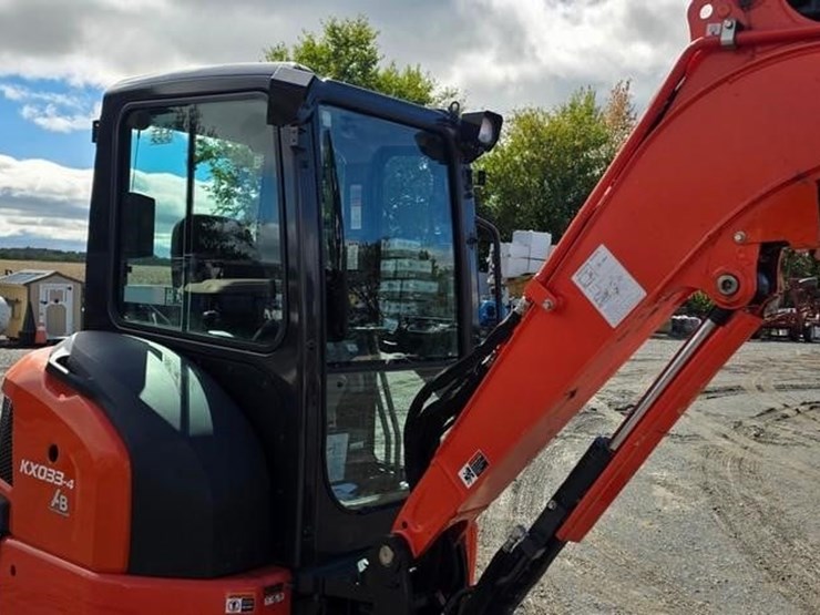 2025-kubota-kx033-4-image-30