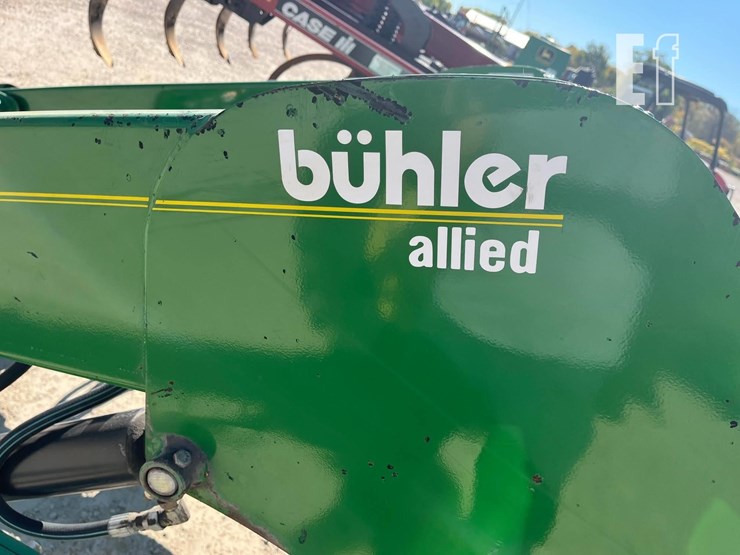 buhler-595-loader-&-bucket-image-6