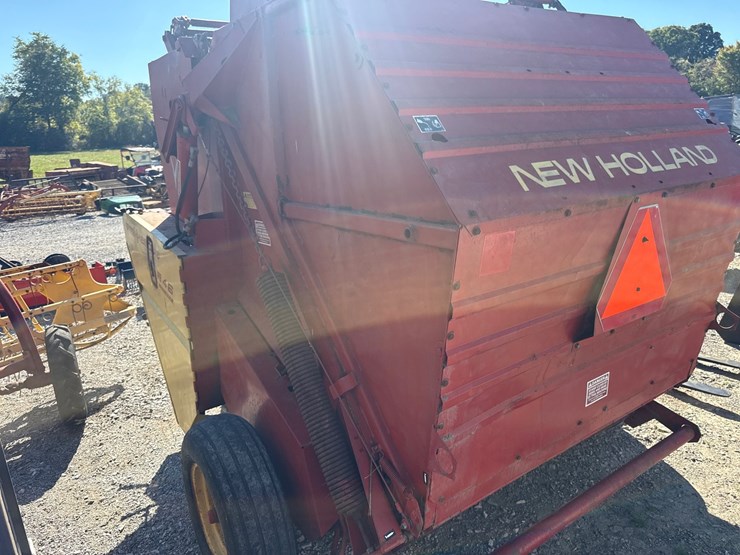 new-holland-846-image-5