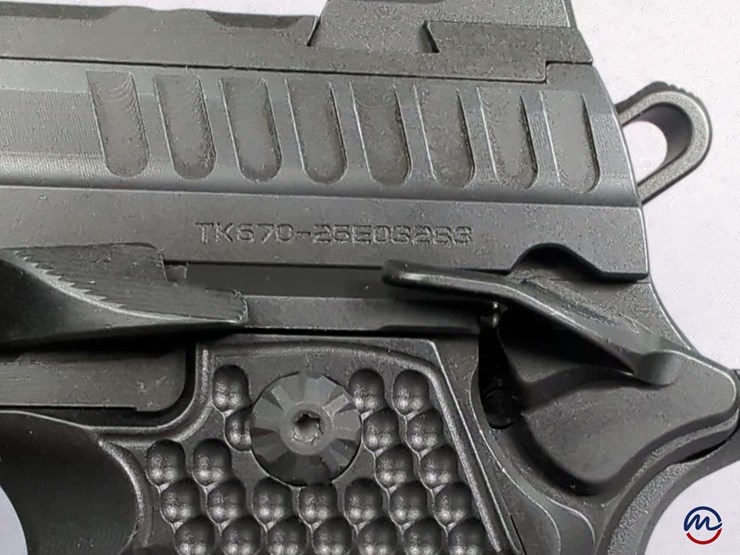 fusion-firearms/-ermo-xp-pro-9x19-pistol-sn#-tk670-25e03283,-2-total-mags,-cleaning-kit,-with-hard-case,-in-original-box-image-4