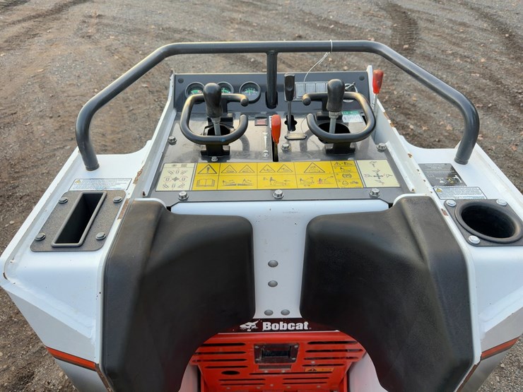 2023-bobcat-mt100-image-18