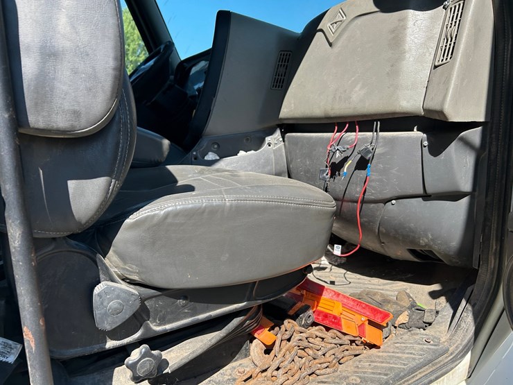 2011-international-prostar-image-71