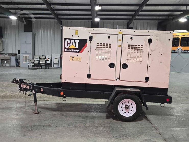 2020-caterpillar-xq35-image-5