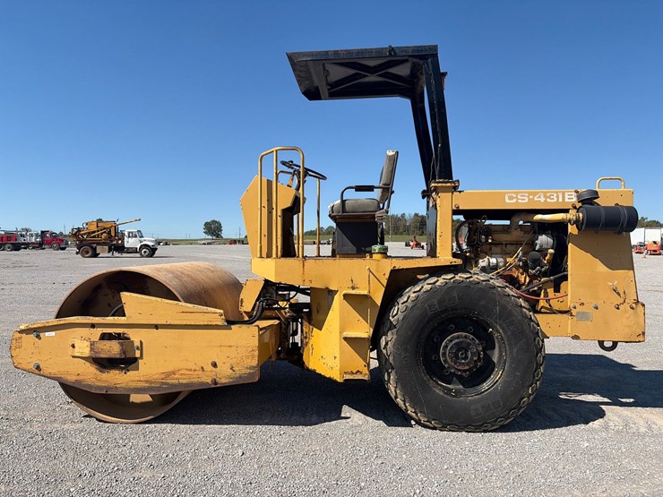 caterpillar-cs-431b-image-4