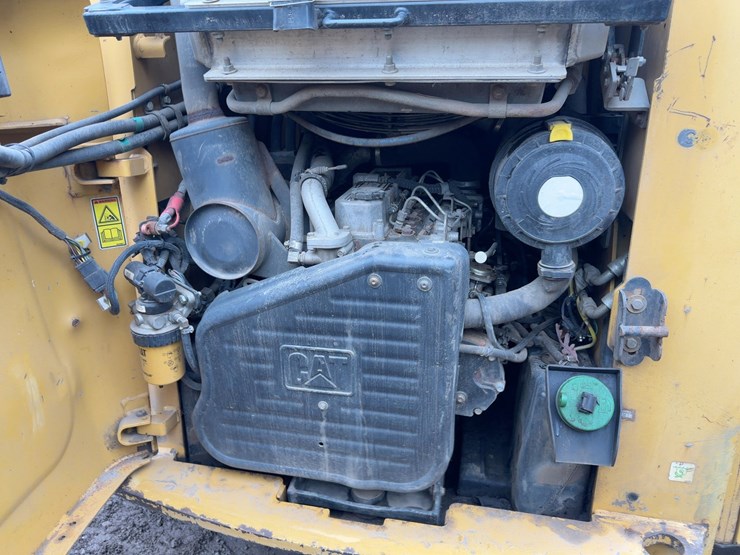 2009-caterpillar-279c-image-17
