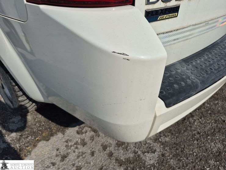 2010-dodge-grand-caravan-image-24