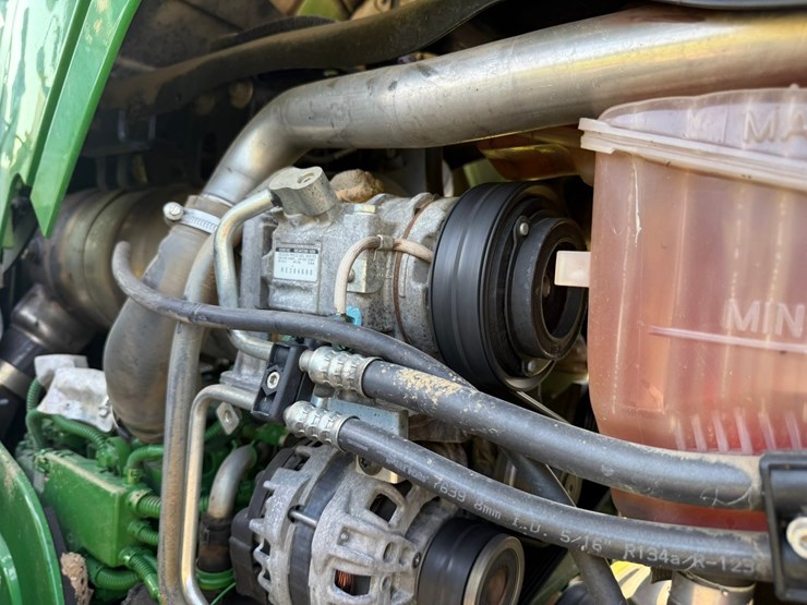 2017-john-deere-6110m-image-76