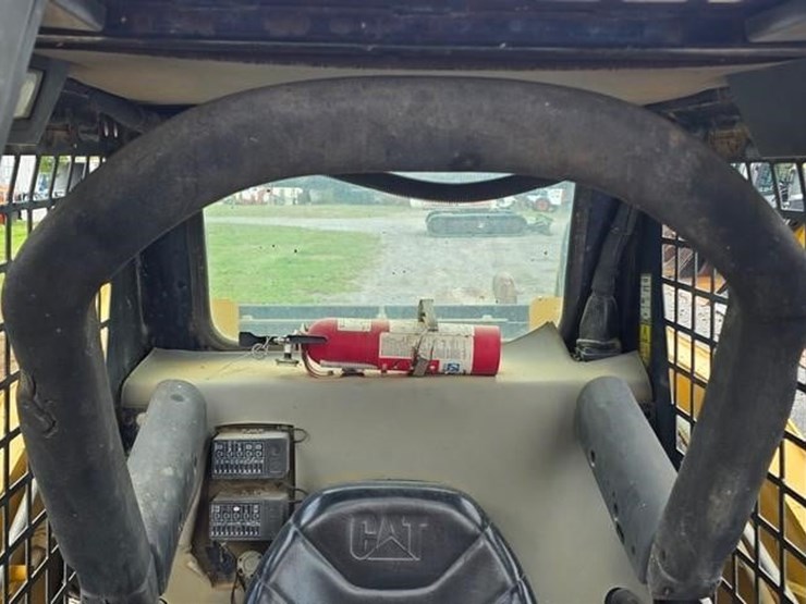 2012-caterpillar-259b3-image-48