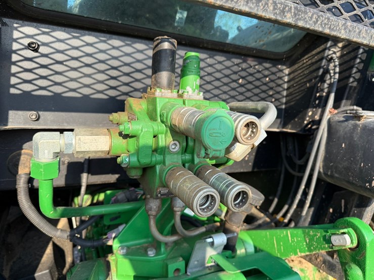 2019-john-deere-5090e-image-29