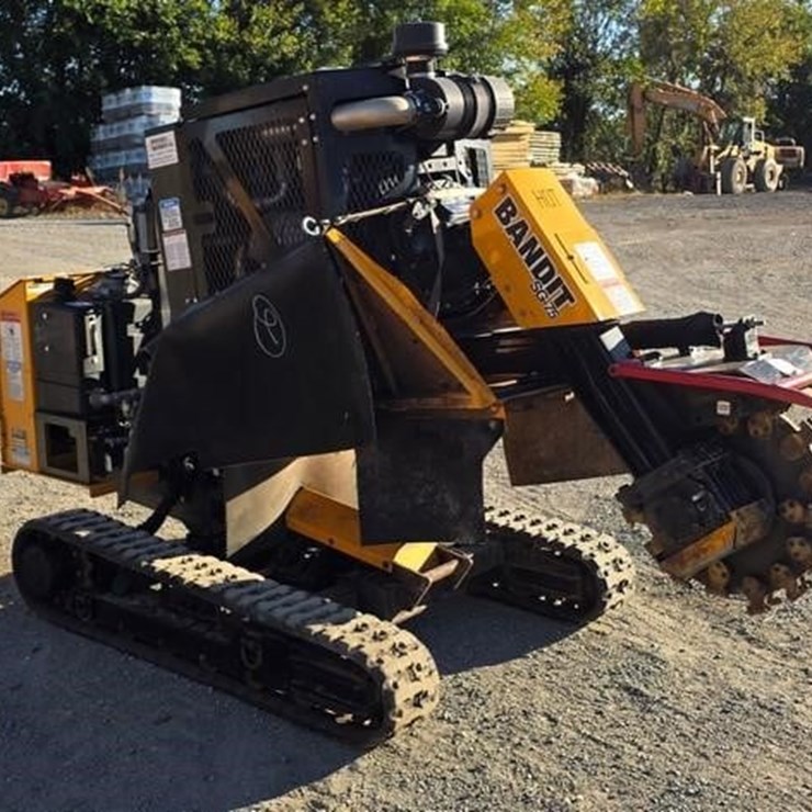 2023 BANDIT SG75