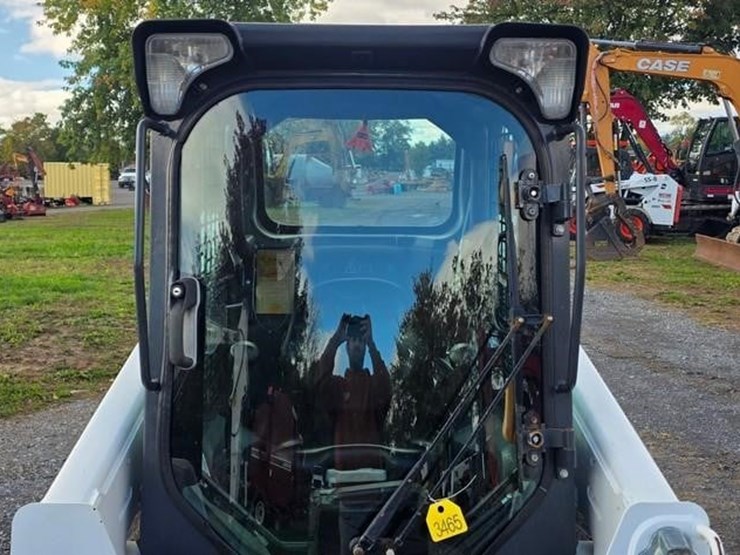 2018-bobcat-s550-image-37