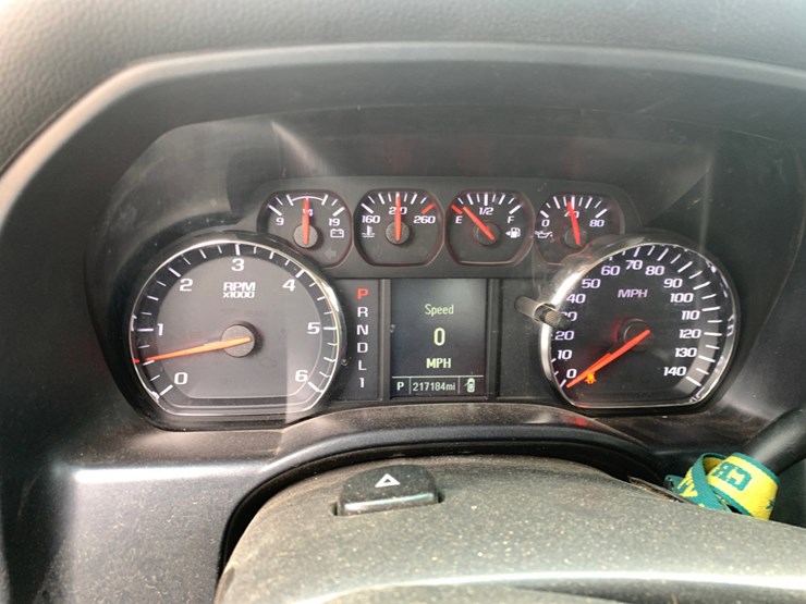 2019-chevrolet-silverado-2500hd-image-10