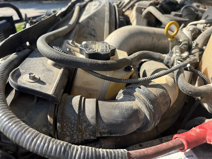 2010-ford-f350-image-123