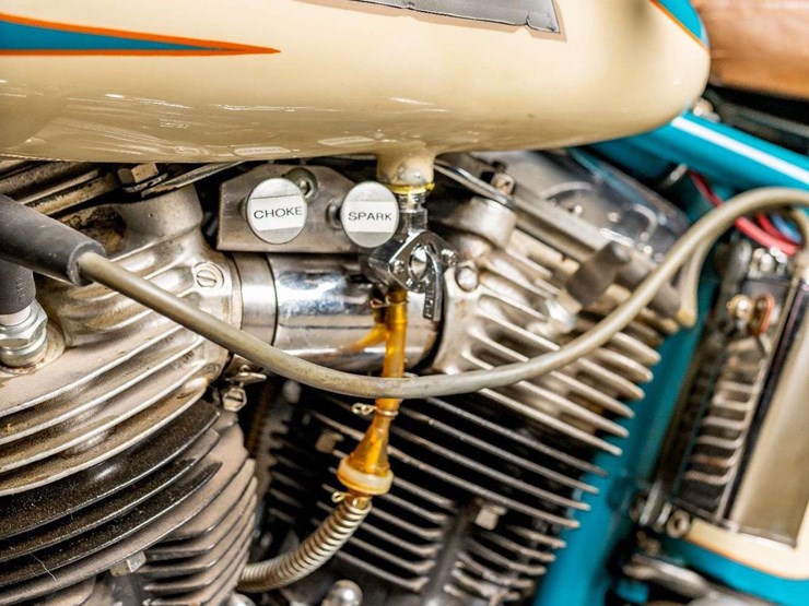 1958-panhead-harley-davidson-fh-"duo-glide"-v-twin-image-2
