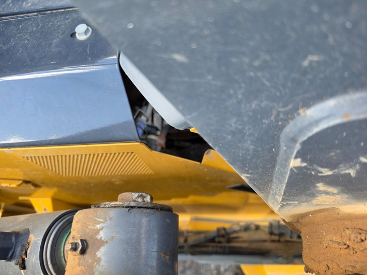 deere-333g-image-75