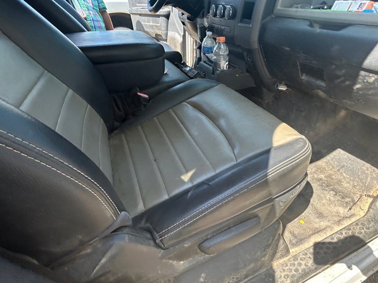 #10586-•-2010-dodge-ram-pickup-pickup-1d7rb1gk1as181216-inv#10586-image-30