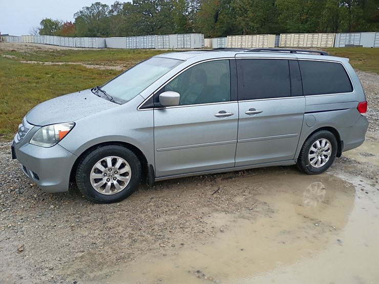 2008-honda-odyssey-image-2