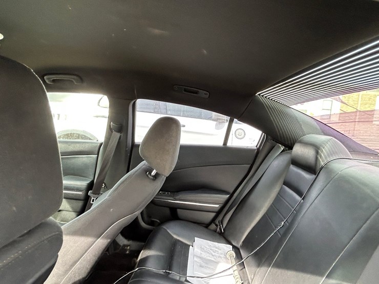 #10580-•-2011-dodge-charger-sedan-2b3cl1cg5bh575262-inv#10580-image-20
