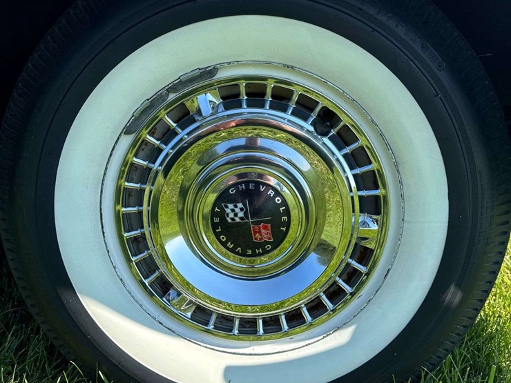 1961-chevrolet-impala-convertible-unrestored-original-image-59