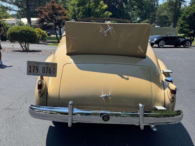 1937-cadillac-series-60-five-passenger-touring-sedan-image-10