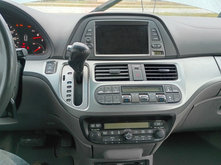2008-honda-odyssey-image-34