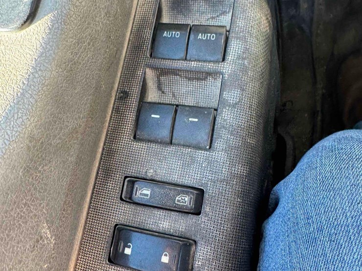 2016-ford-f550-image-22
