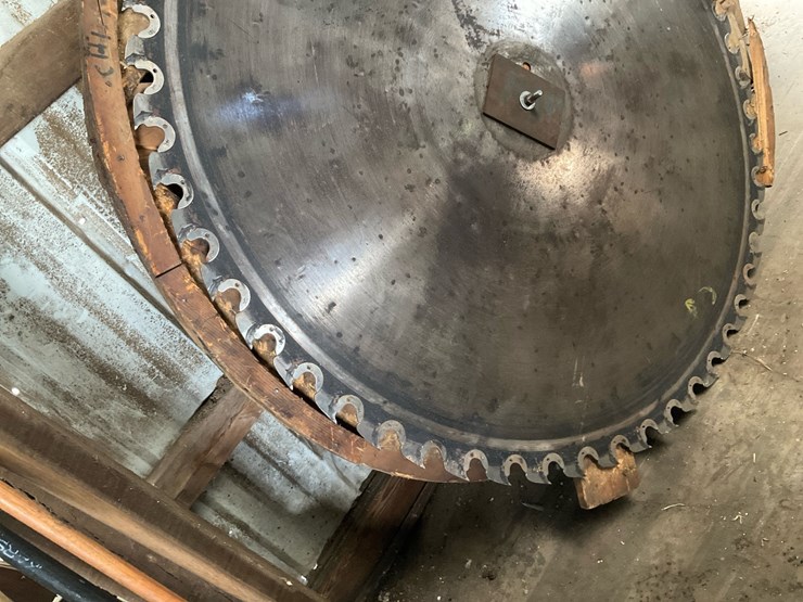 #135-•-simonds-56”-insert-tooth-circular-saw-blade-image-3