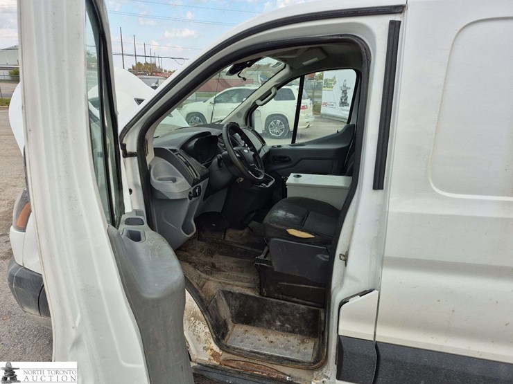 2018-ford-transit-image-10