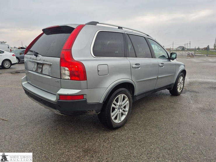 2012-volvo-xc90-image-5
