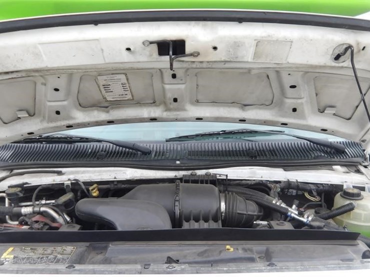 2017-ford-e450-image-10