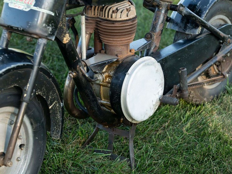 1949-powell-p-81-motorcycle-unrestored-image-15