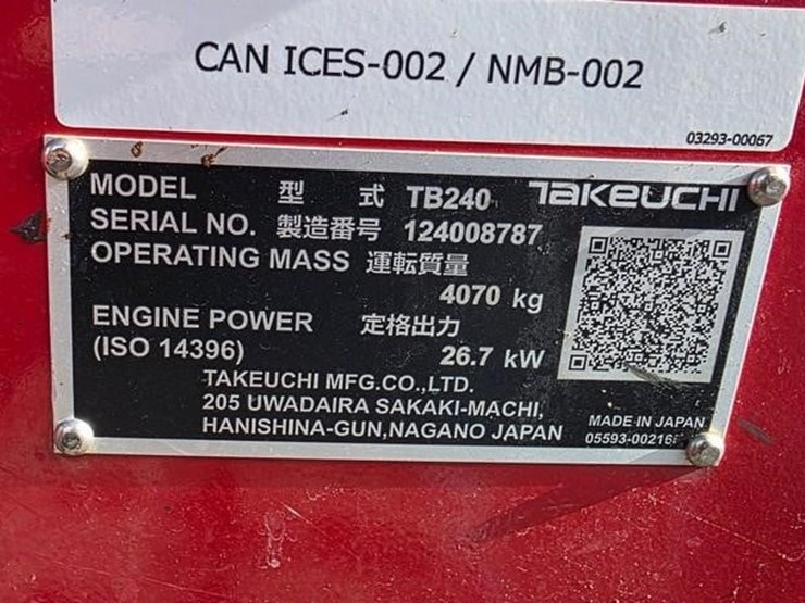 2023-takeuchi-tb240-image-5