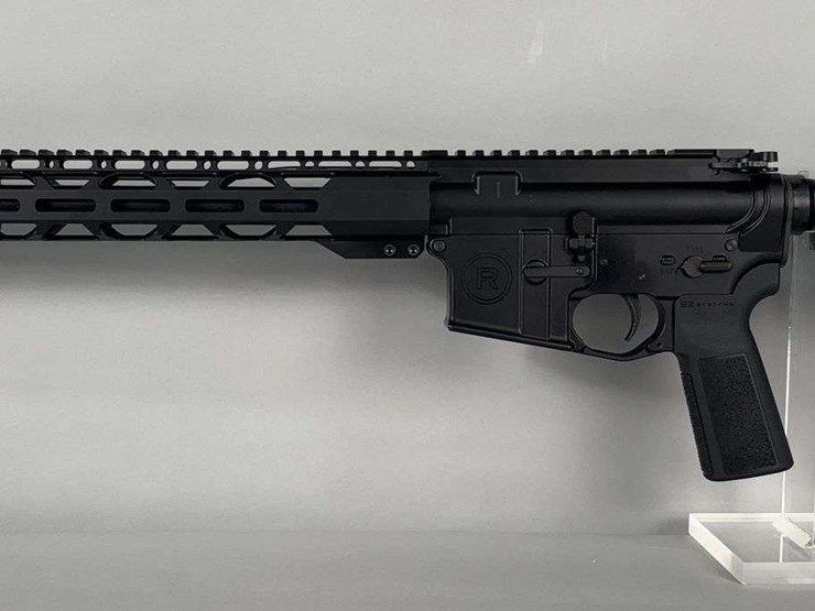 radical-firearms-rf-15-5.56mm-rifle-sn#-25-088585,-adjustable-stock,-manual,-in-original-box-image-2