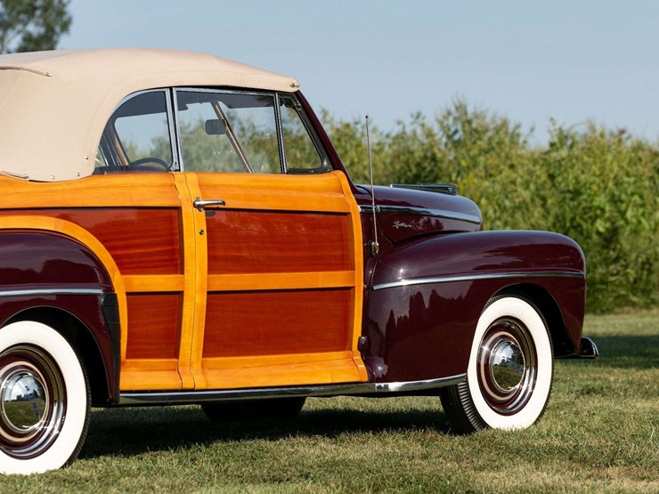 1947-ford-super-deluxe-sportsman-image-5