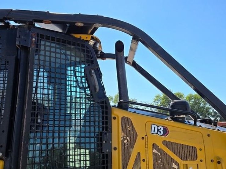 2021-caterpillar-d3-image-36