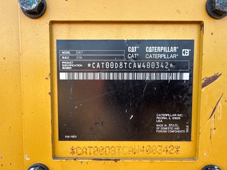 2019-caterpillar-d8t-image-10