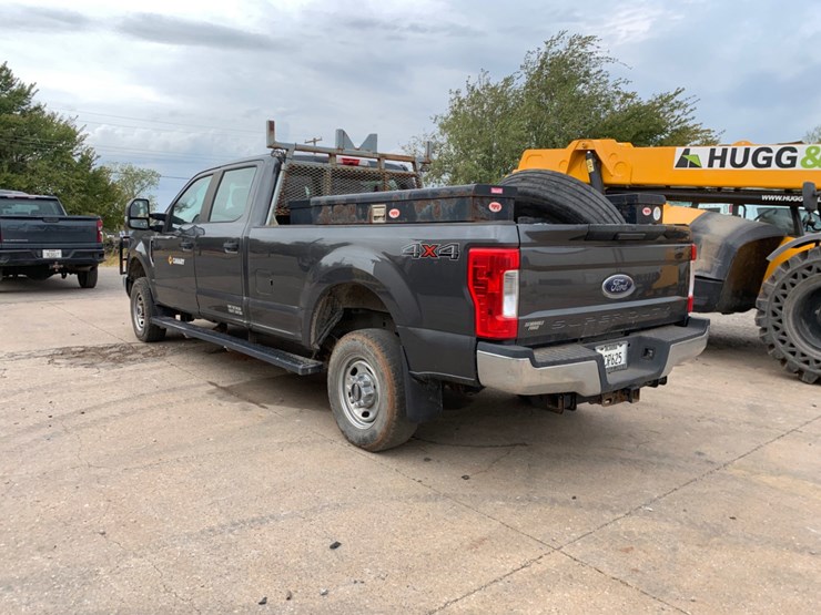 2019-ford-f250-image-2