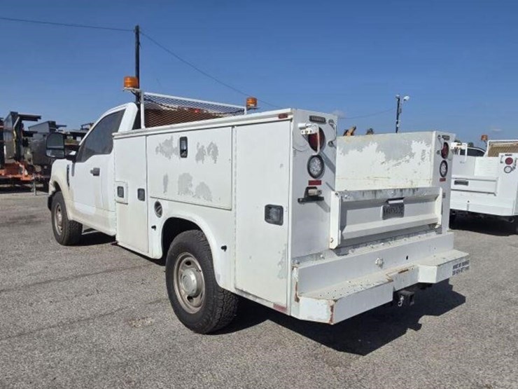 2017-ford-f250-image-4